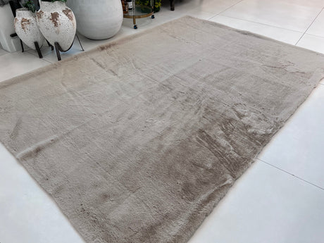 Bella Rug Collection Polyester Fabric - Soft Luxurious Modern Rug, Sandy Beige, Slate Silver, Raven Charcoal, 6' 5" x 9' 2", 2' x 6' (1 Piece)