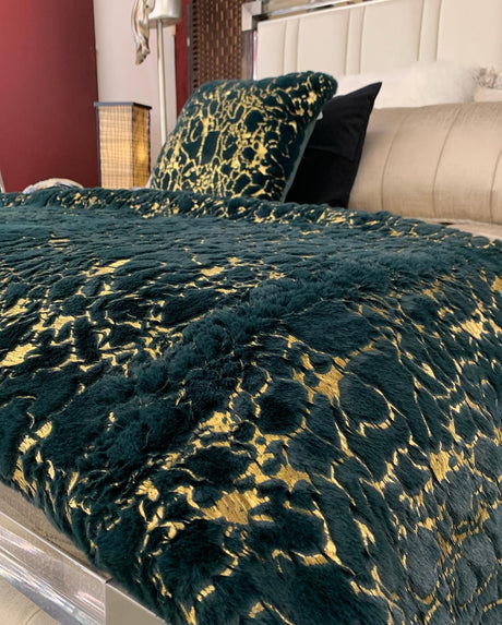 Golden Silver Metallic Faux Fur Blanket/Coverlet/Quilt Fabric - White Scattered Gold Foil, Cal King/Eastern King 104" X 93" (1 Piece)