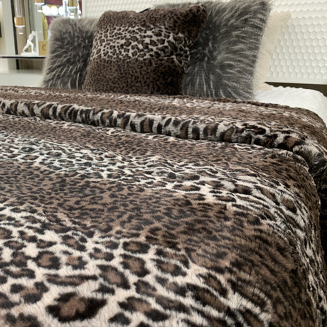 Leopard Cheetah Jaguar Animal Print Faux Fur Fabric - Brown Animal Print, 104" X 93" (Cal King/Eastern King)