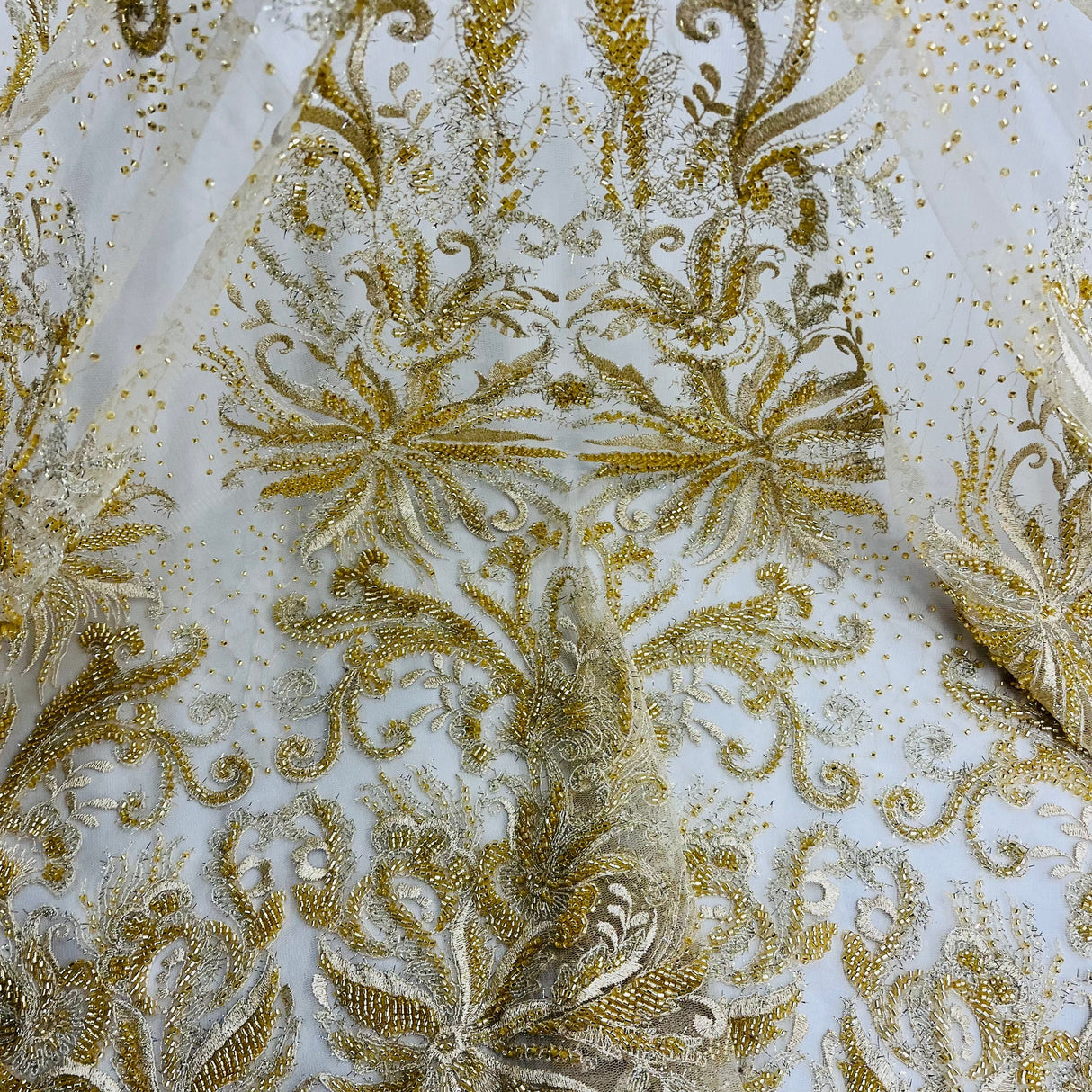 Beaded Lace Fabric Embroidered on Polyester Net Mesh