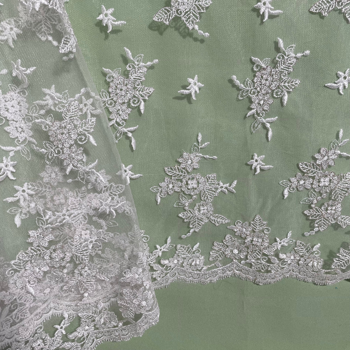 Corded Bridal Lace Fabric on Polyester Net Mesh