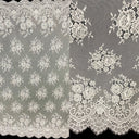 1 panel de tela de encaje Chantilly bordada con borde de pestañas – blanco – 3 yardas x 60"