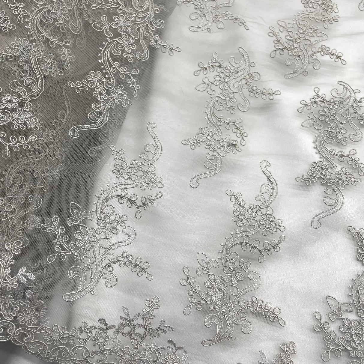 Corded Bridal Lace Fabric on Polyester Net Mesh