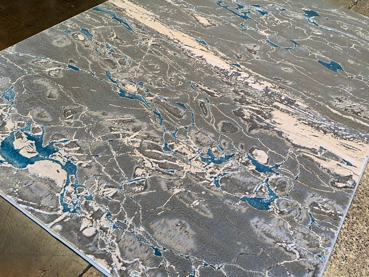 Silver Shimmery Changing Gray Blue Polyester Viscose Blend Area Rug Fabric - Color Changing, Flat Weave, 5' 3" X 7' 5" (1 Rug)