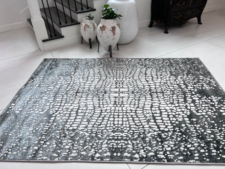Tess 908 Gray Polypropylene Area Rug - Gray, Soft Backing, Power-Loomed, Stain And Fade Resistant (5' 3" X 7' 4")