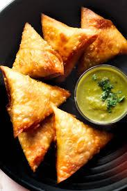 Laxmi Cocktail Potato & Peas Samosa 500 Gm