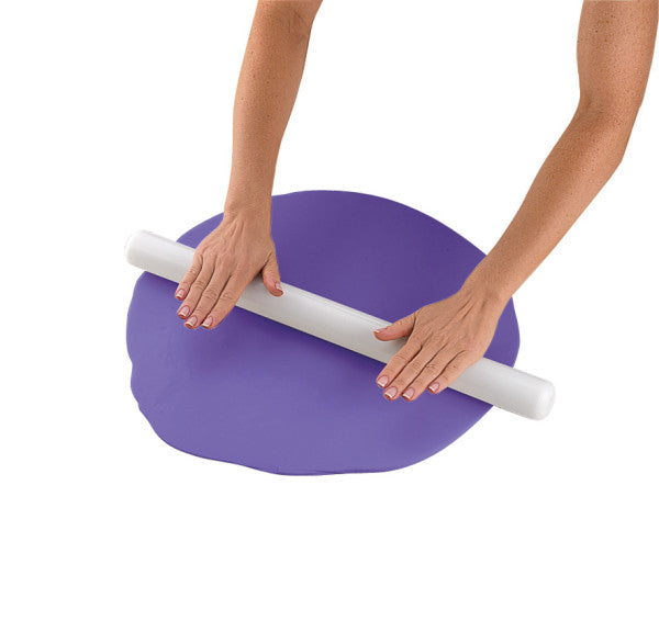 Wilton Decorator Preferred Purple Fondant, 24 oz. Fondant Icing