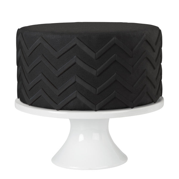Wilton Decorator Preferred Black Fondant, 24 oz. Fondant Icing