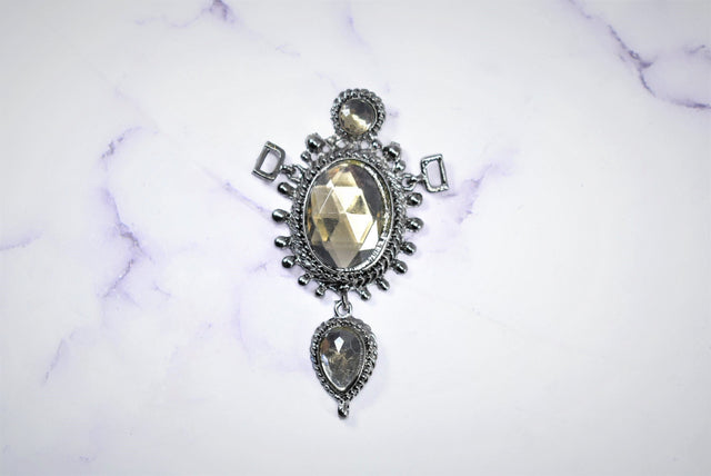 Rhinestone Connector Gunmetal Medieval 2x3