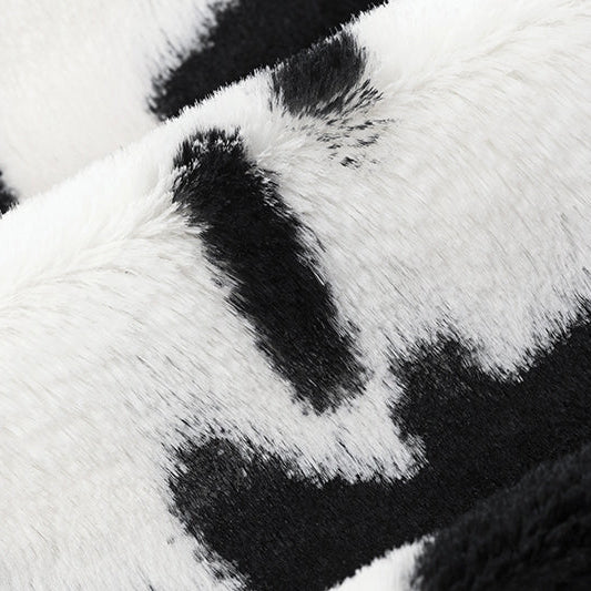 Luxe Cuddle Cow Fabric Snow/Black 58/60"