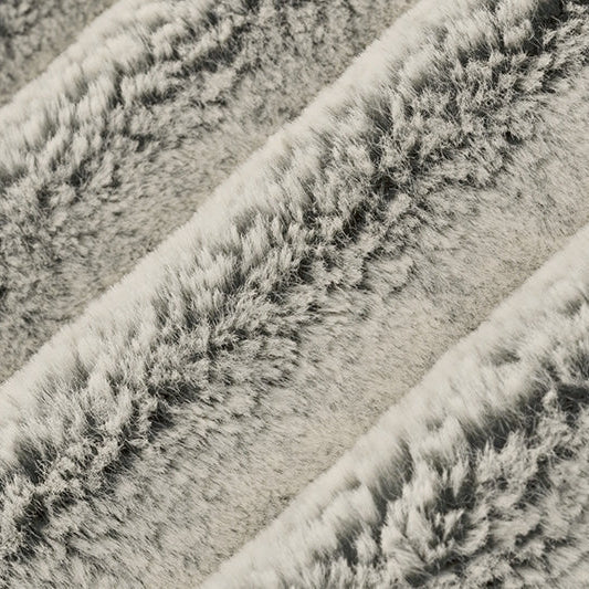 Luxe Cuddle Frosted Baby Seal Night Fabric 58/60"