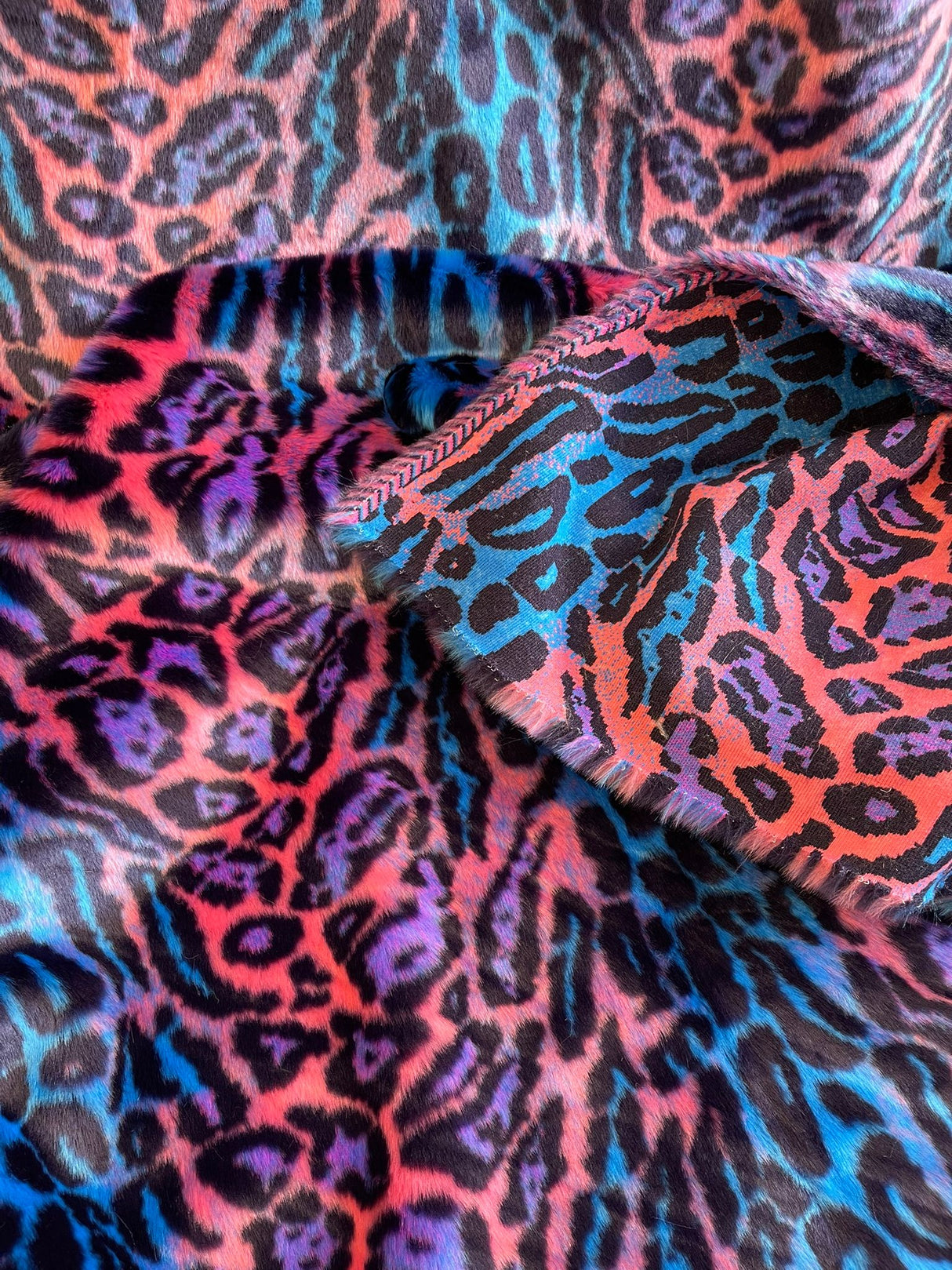 Leopard Tie Dyed Faux Fur Fabric - Black Light Reflective, 58" Width (1 Yard)