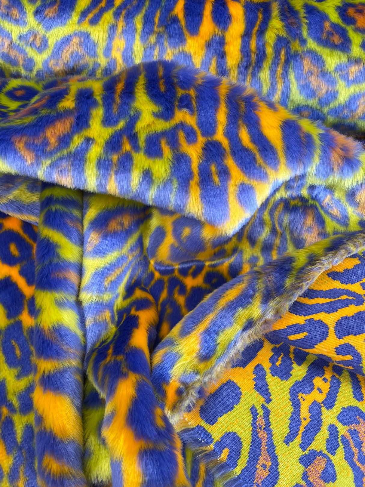 Leopard Tie Dyed Faux Fur Fabric - Black Light Reflective, 58" Width (1 Yard)