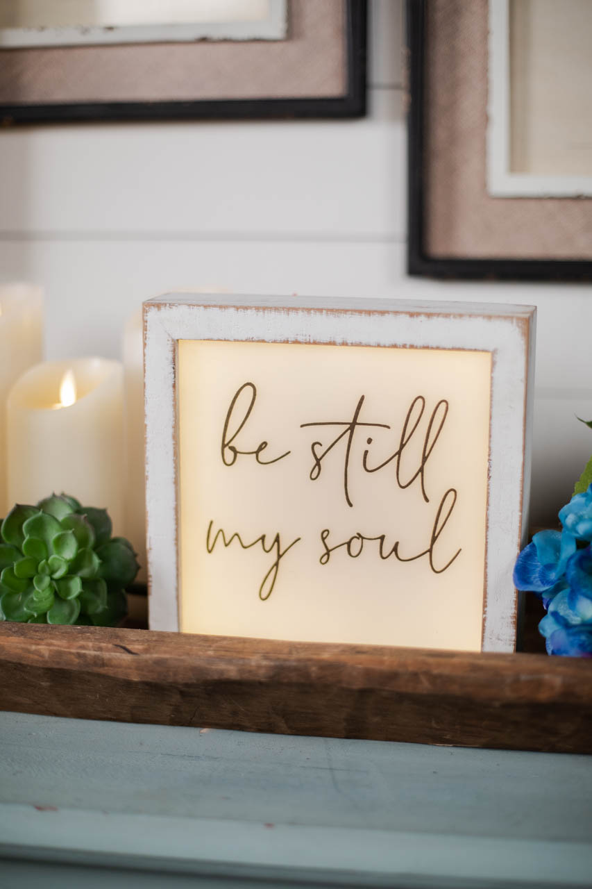 9" Square White Wood Plaque with LED Lights