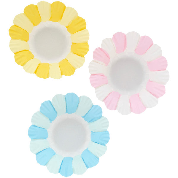 Wilton Large Flower Baking Cups, 12-Count