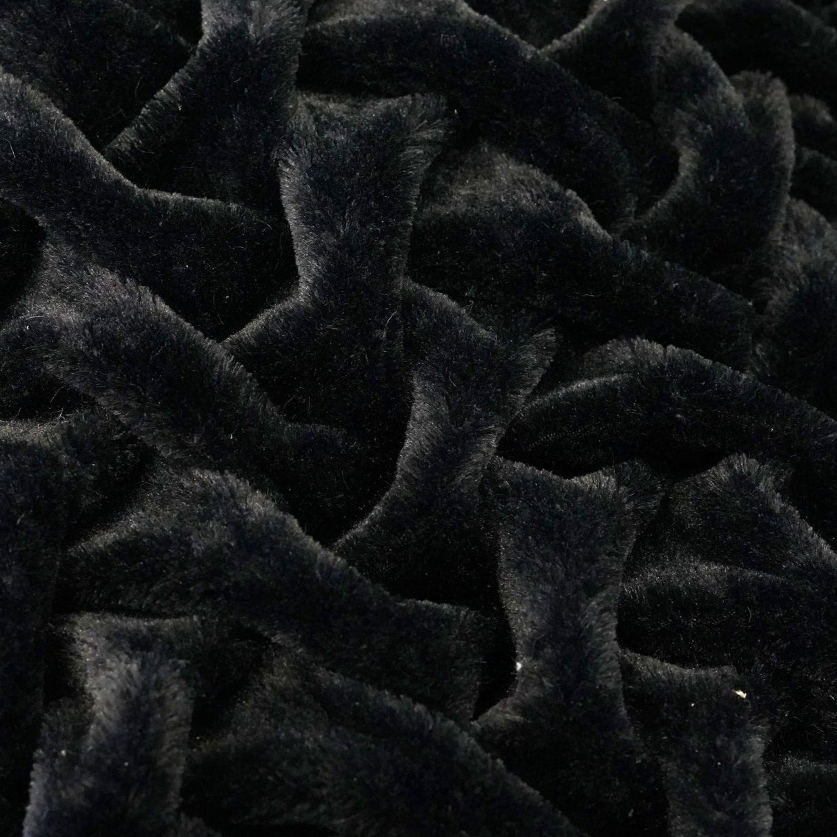 Braided Fluffy Faux Fur Chinchilla Fabric - Black Braided, 104" X 93" (Cal King/Eastern King - 104" X 93")