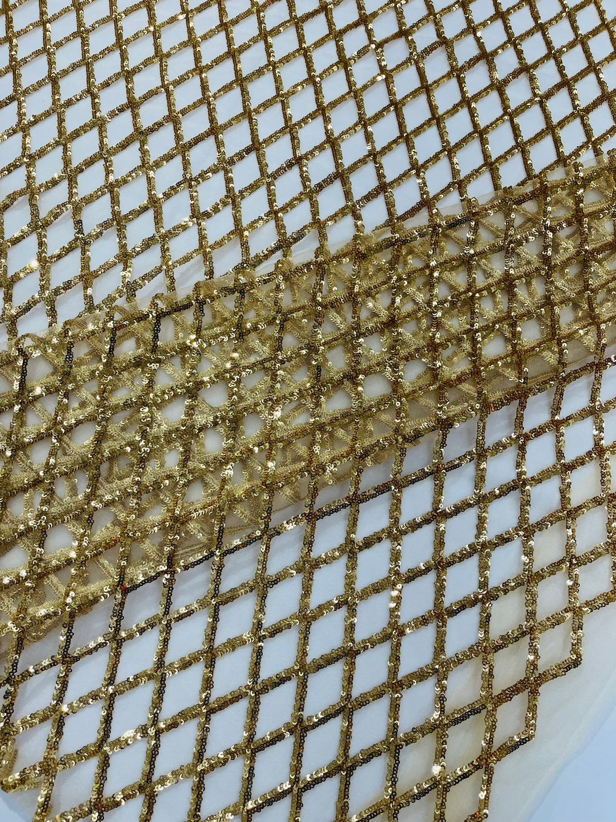 Luxury Diamond Design Mini Glitz Sequins Mesh Fabric - Diamond Pattern, 54" Width (1 Yard)