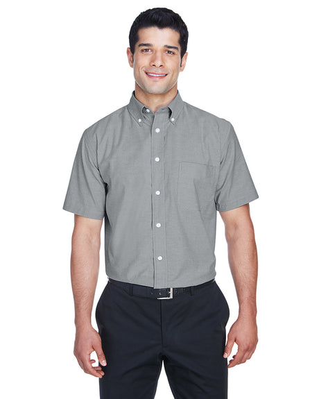 Men's Short-Sleeve Oxford with Stain-Release