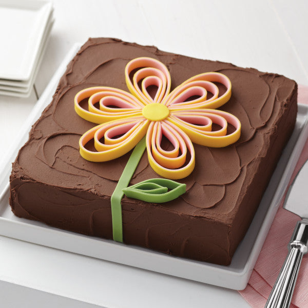 Wilton Performance Pans Aluminum Square Cake and Brownie Pan, 10-Inch 10x10x2"