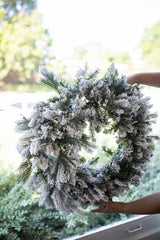 Magic Self Adhesive Wreath Hanger- Set of 4
