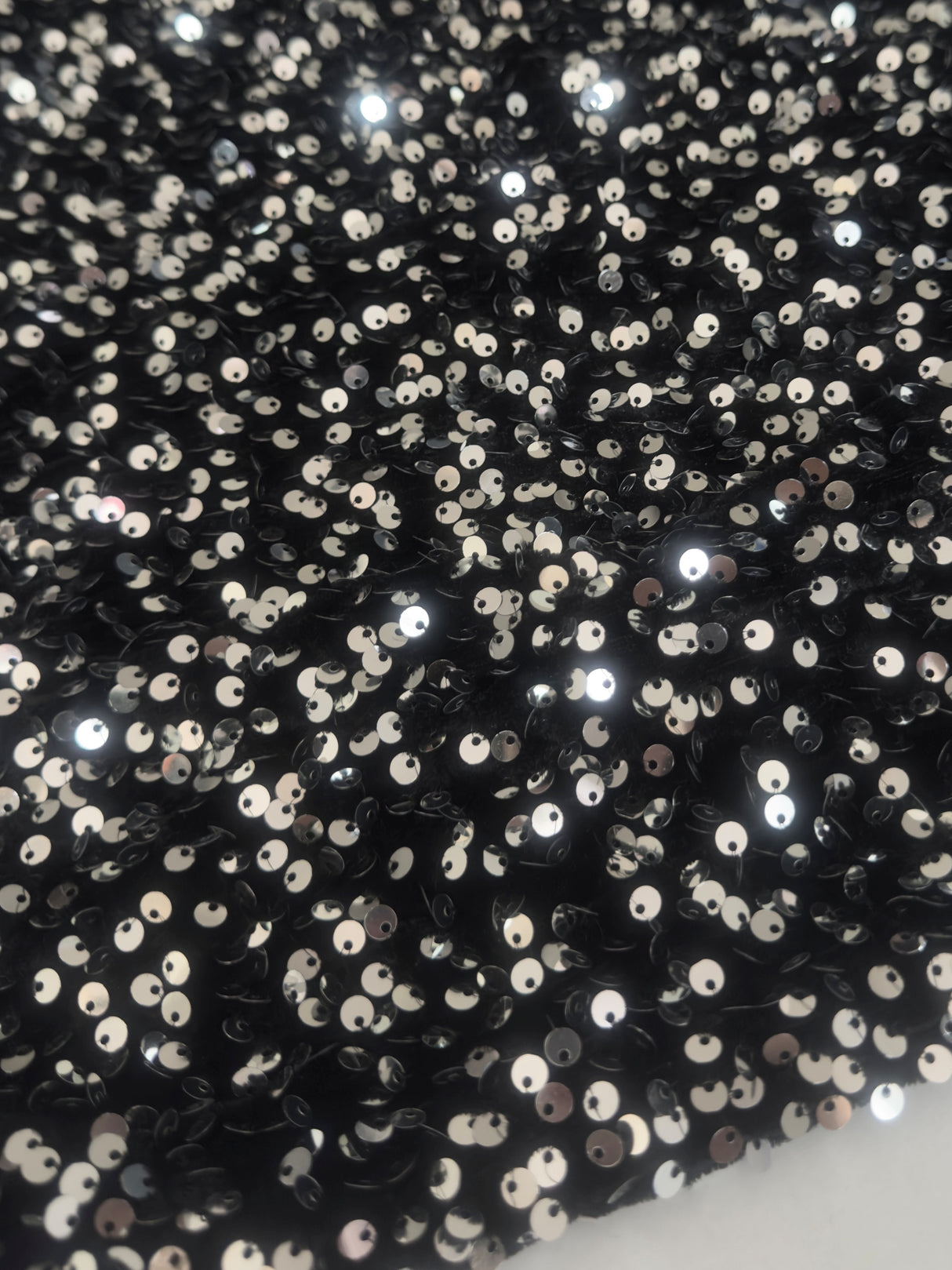 Sequin Velvet Silver Black