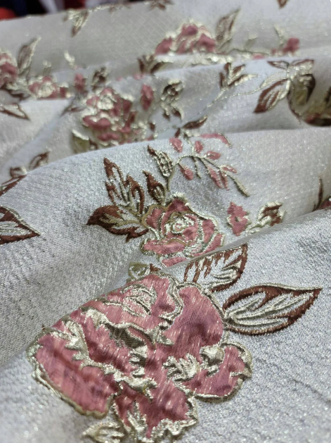 Brocade Eyelash Metallic Rose Gold