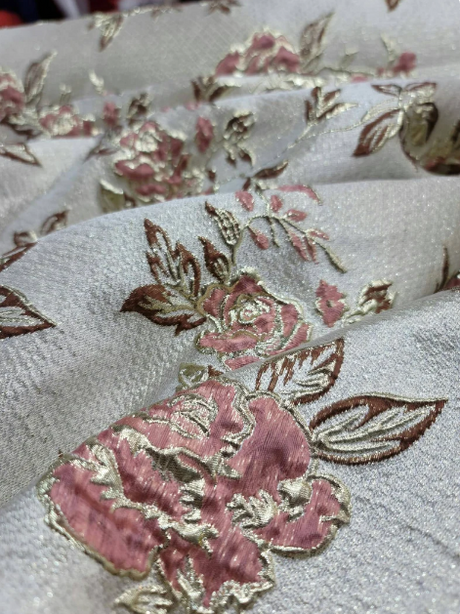 Brocade Eyelash Metallic Rose Gold