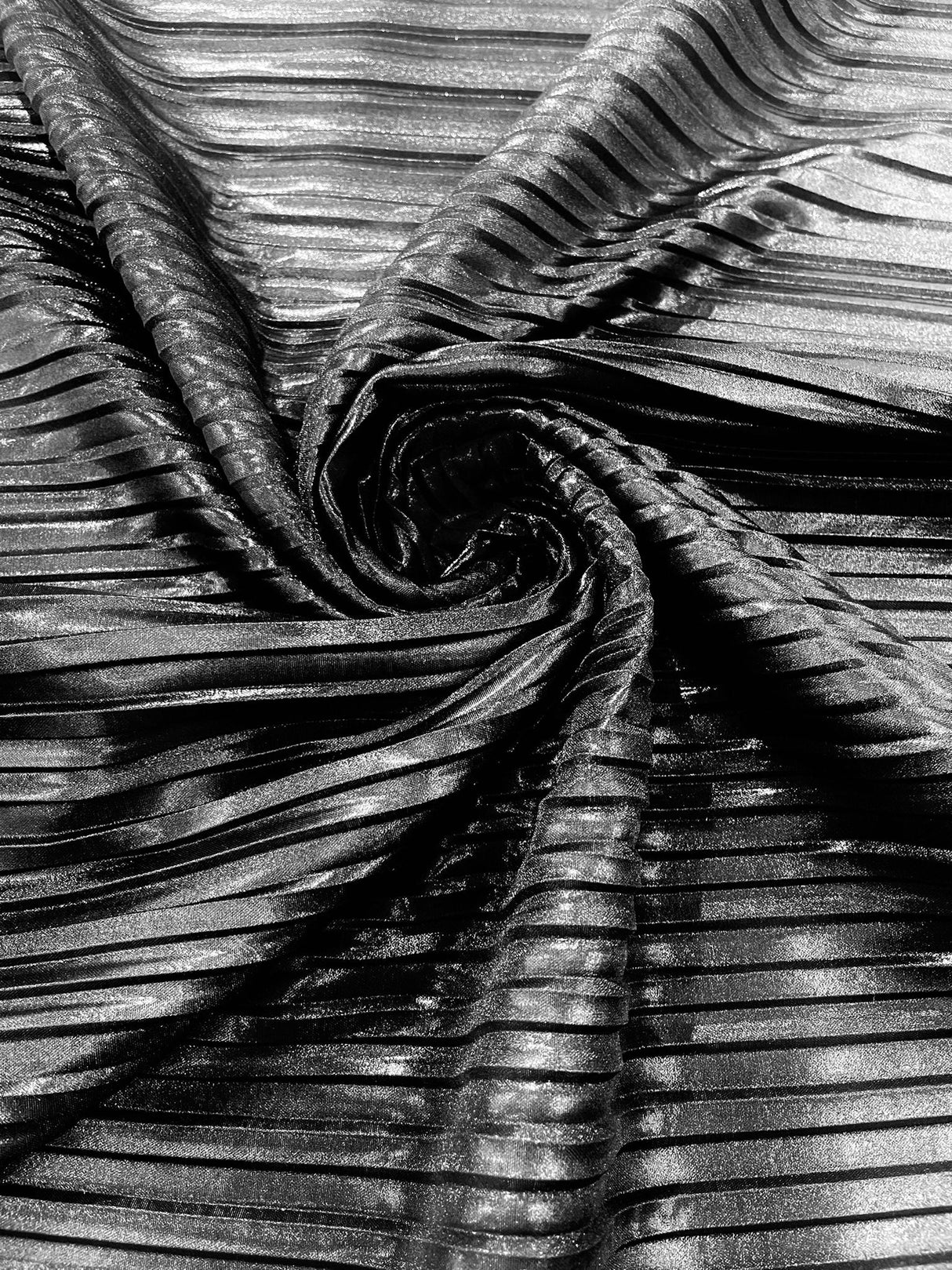 Metallic Foil Accordion Design Polyester Spandex Fabric - Metallic Pleated Texture, 58" Width (1 Yard)