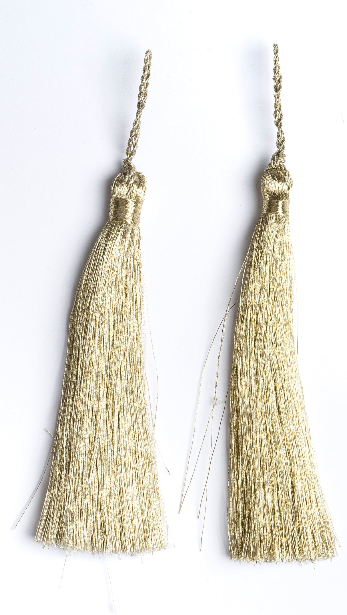 Tassel Metallic Light Gold 4"