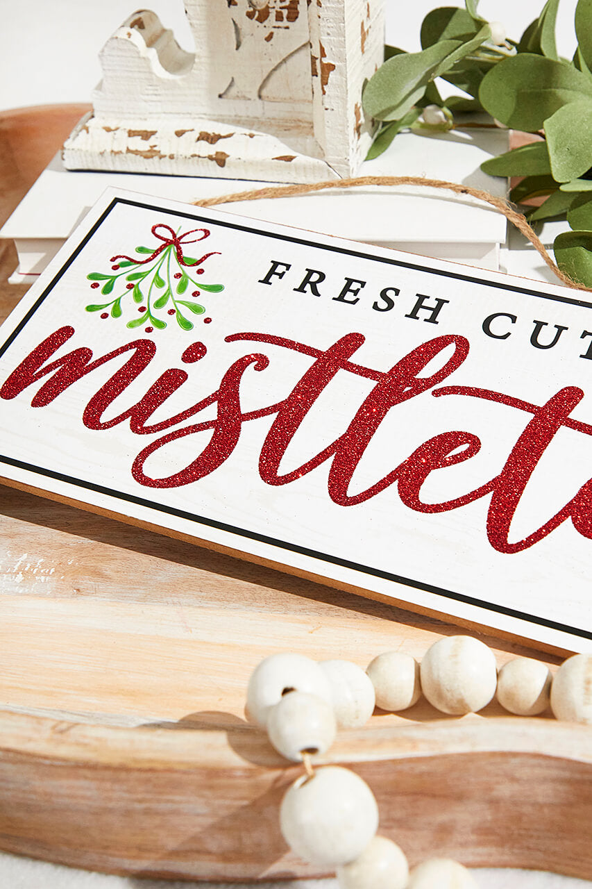 12.5"L x 6"H Fresh Cut Mistletoe Sign
