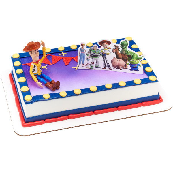 TOY STORY Cake kit with Woody and Team Toys