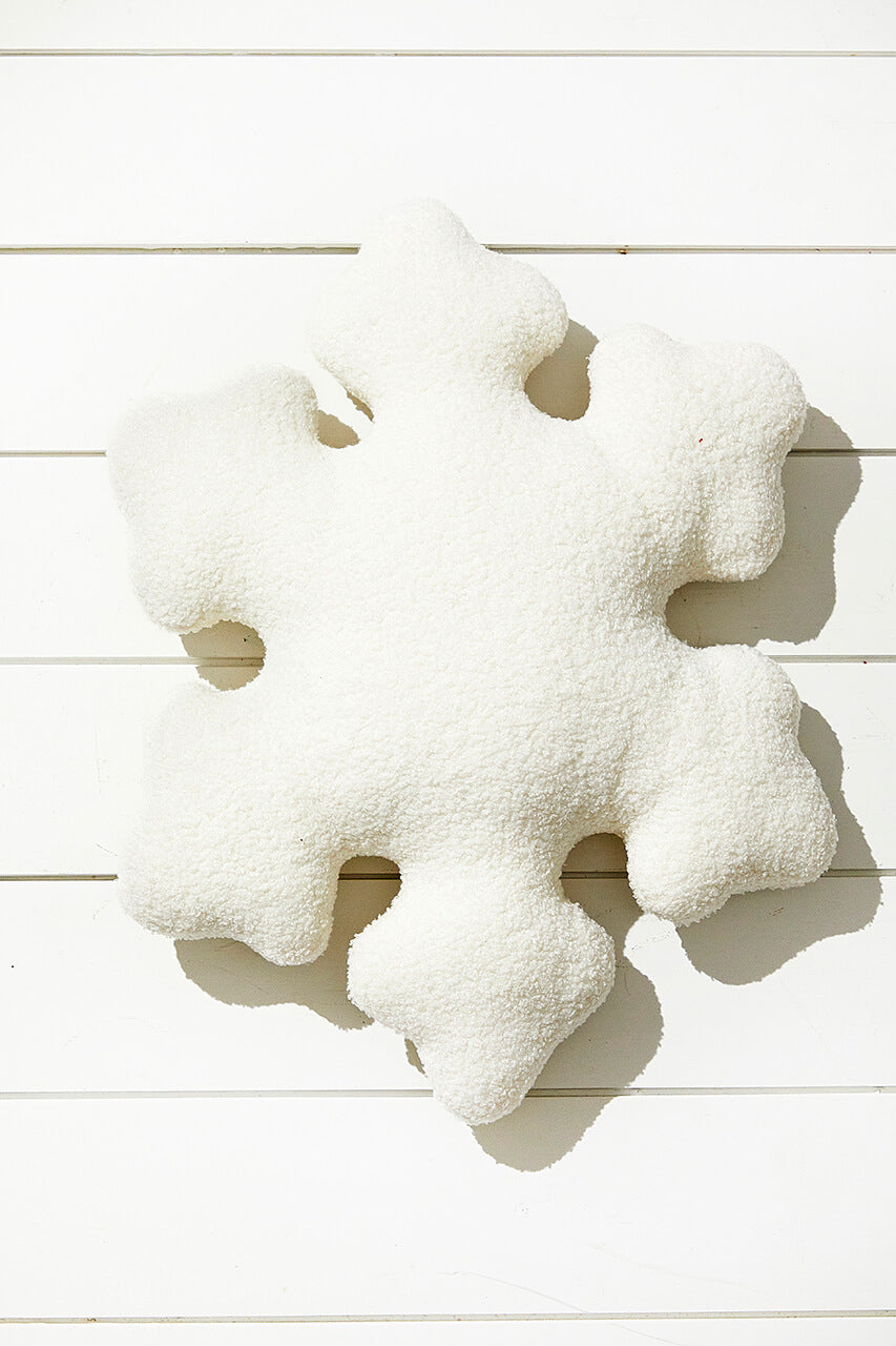Snowflake Pillow 19" x14"
