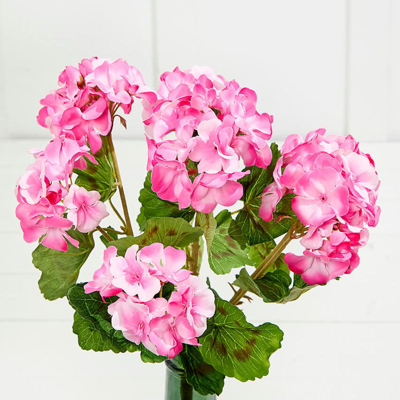 18" Pink Geranium Bush – Lifelike Floral Decorative Accent
