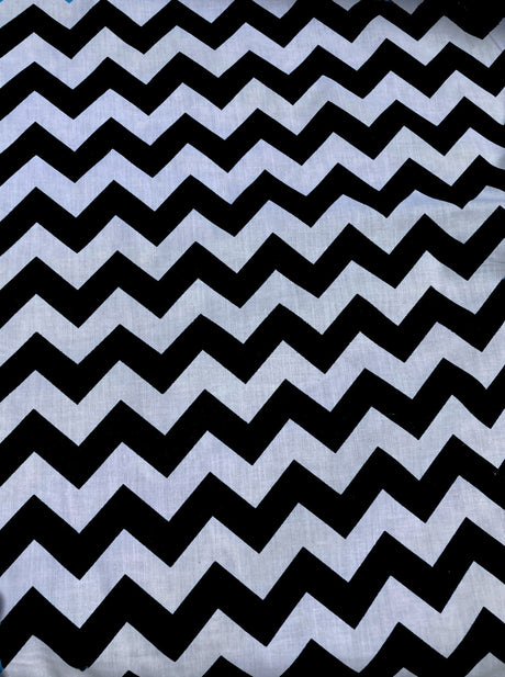 Poly Cotton Chevron Print Fabric - Black On White Chevron Zig Zag, 58-60" Width, 1" Repeat (1 Yard)