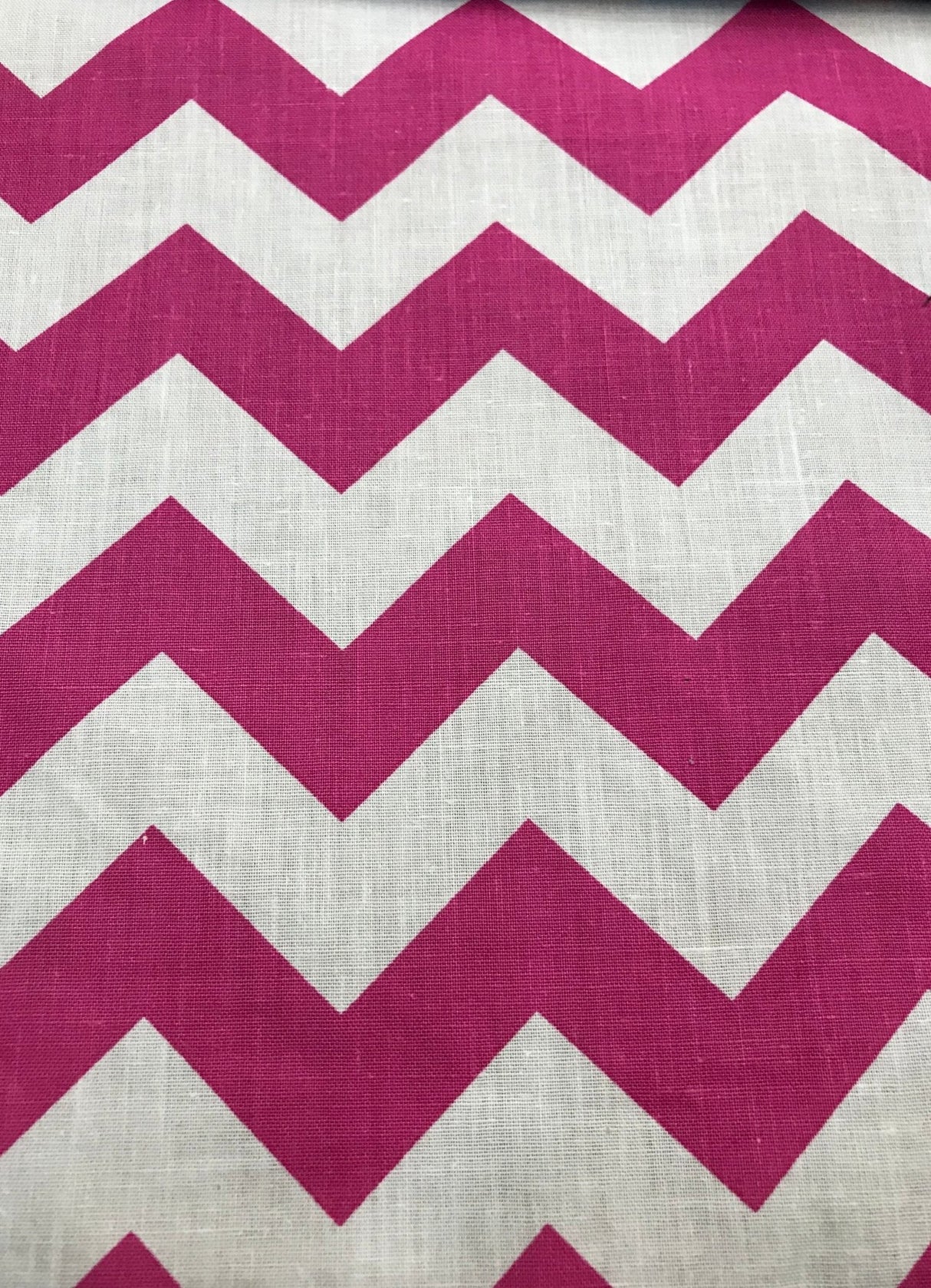Poly Cotton Chevron Print Fabric - Black On White Chevron Zig Zag, 58-60" Width, 1" Repeat (1 Yard)
