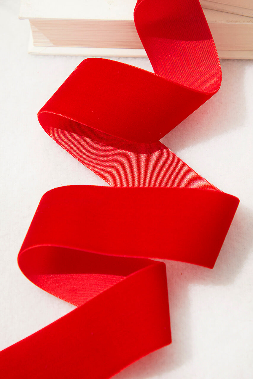 1.5" x 10 Yard Red Unwired Velvet Ribbon