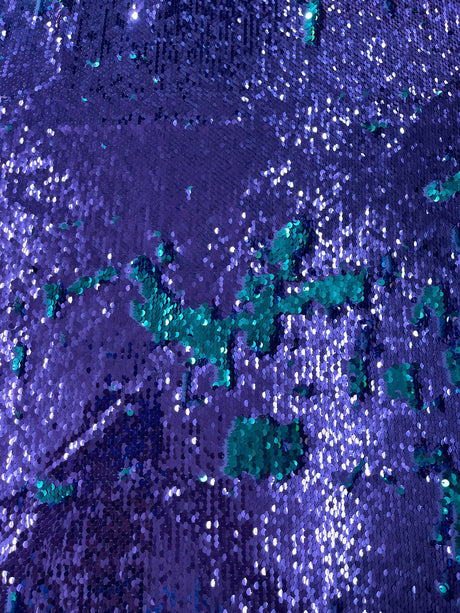Reversible Flip Sequin Polyester Fabric - Green/Black Iridescent, 54" Width (1 Yard)