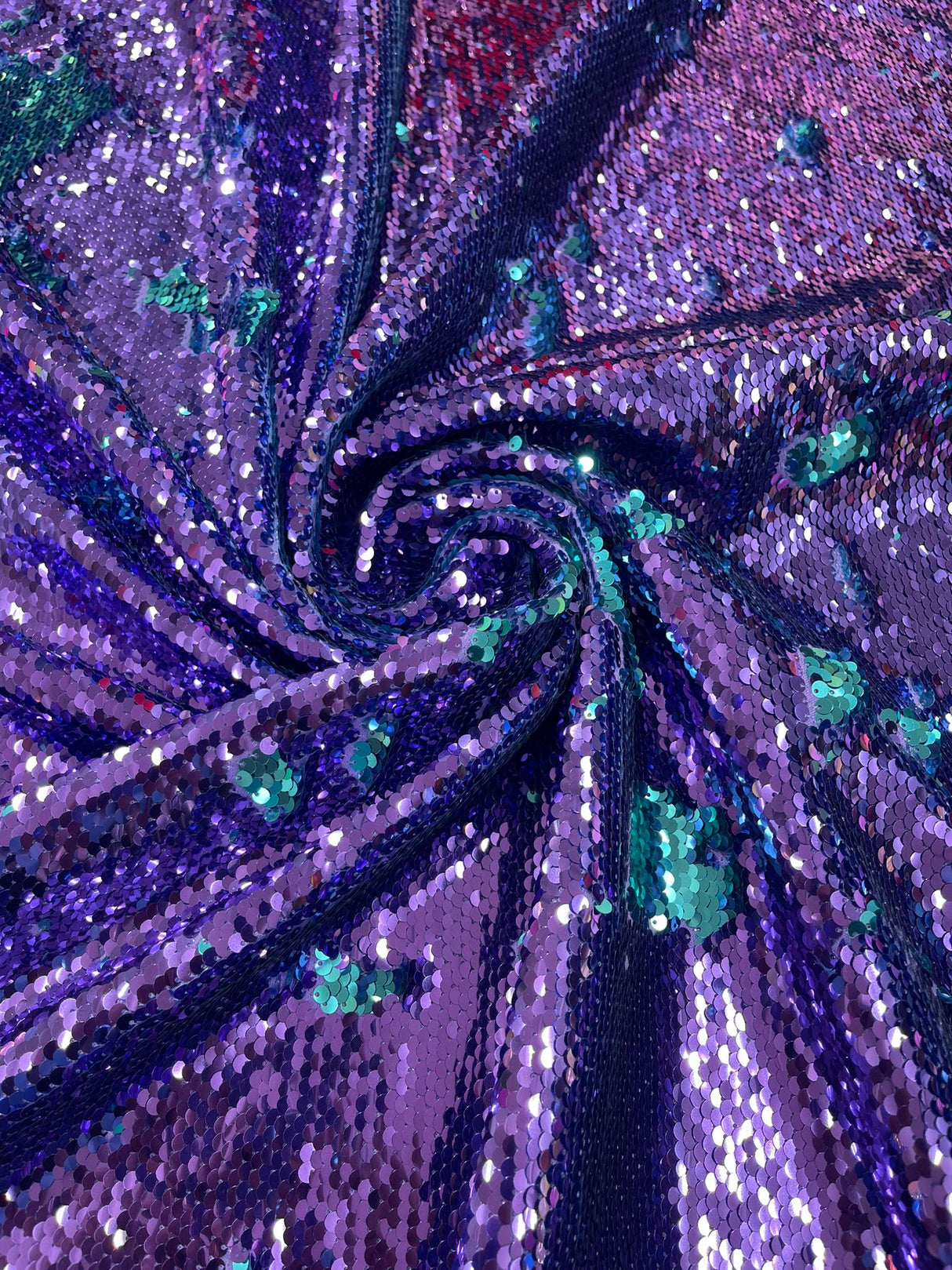 Reversible Flip Sequin Polyester Fabric - Green/Black Iridescent, 54" Width (1 Yard)