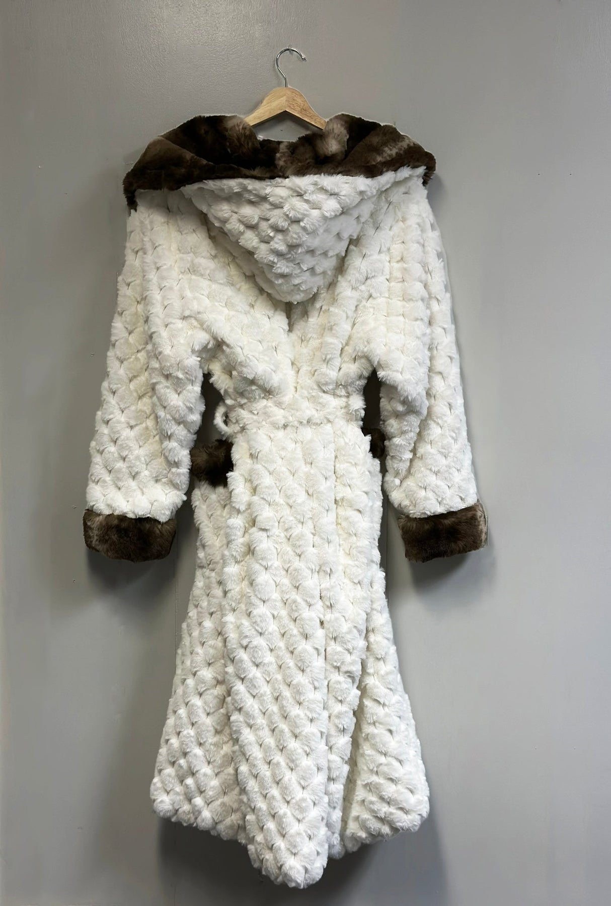 Winter Luxurious Offwhite Faux Fur Fabric - Off-White, Hooded Robe, Long Sleeve, Two Pockets (1 Piece)