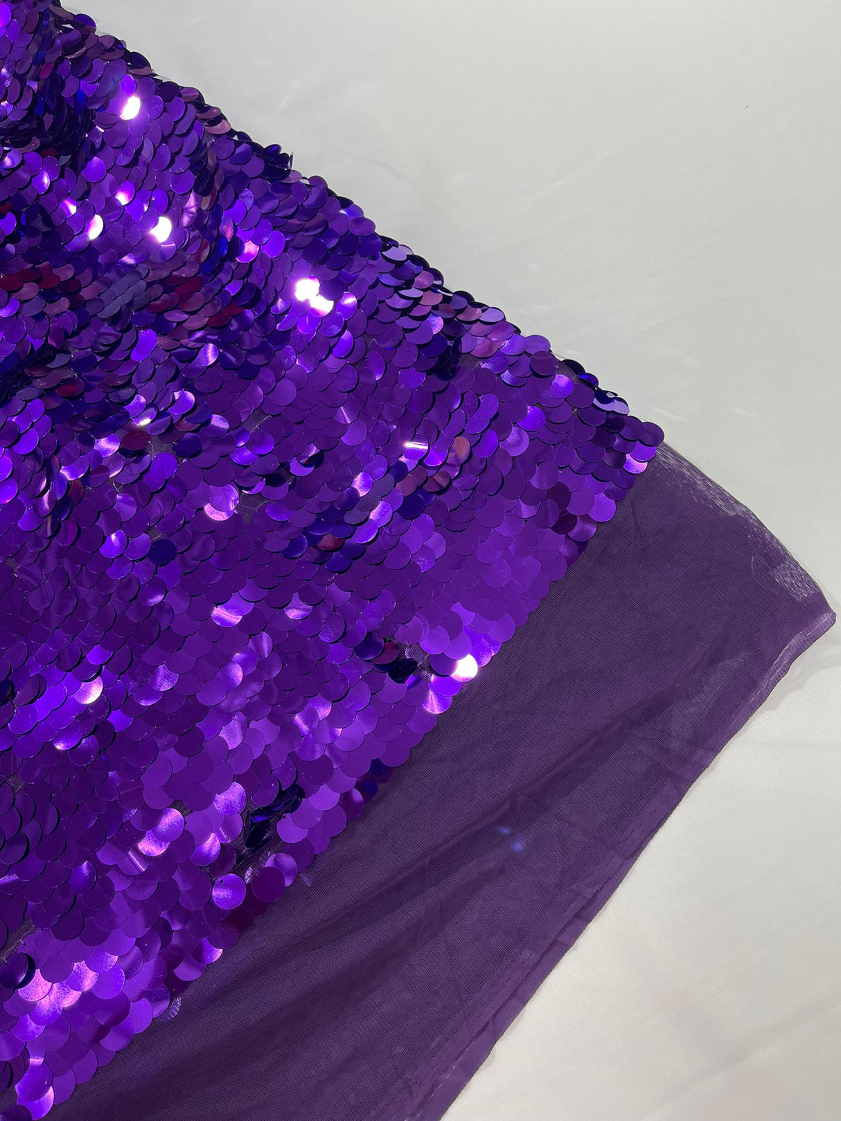 Round Sequin Polyester Fabric - Round Sequin, 54" Width (1 Yard)