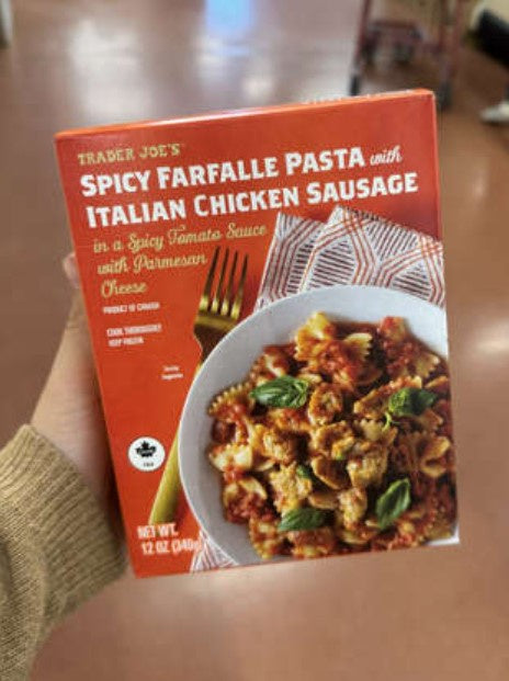 Spicy Farfalle Pasta with Italian Chicken Sausage - 12 Oz