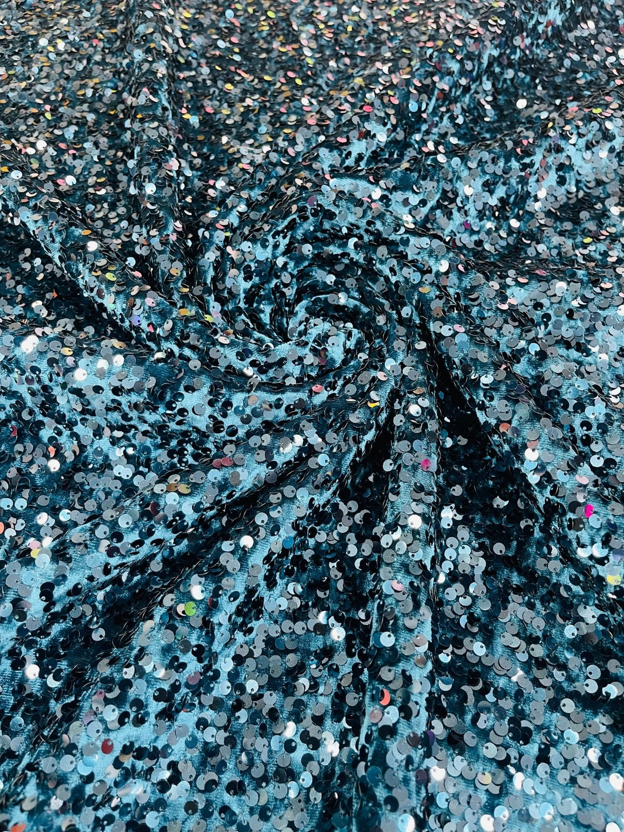 All-Over 5Mm Shiny Sequins Stretch Velvet Fabric - Sequins On Velvet, 54" Width (1 Yard)