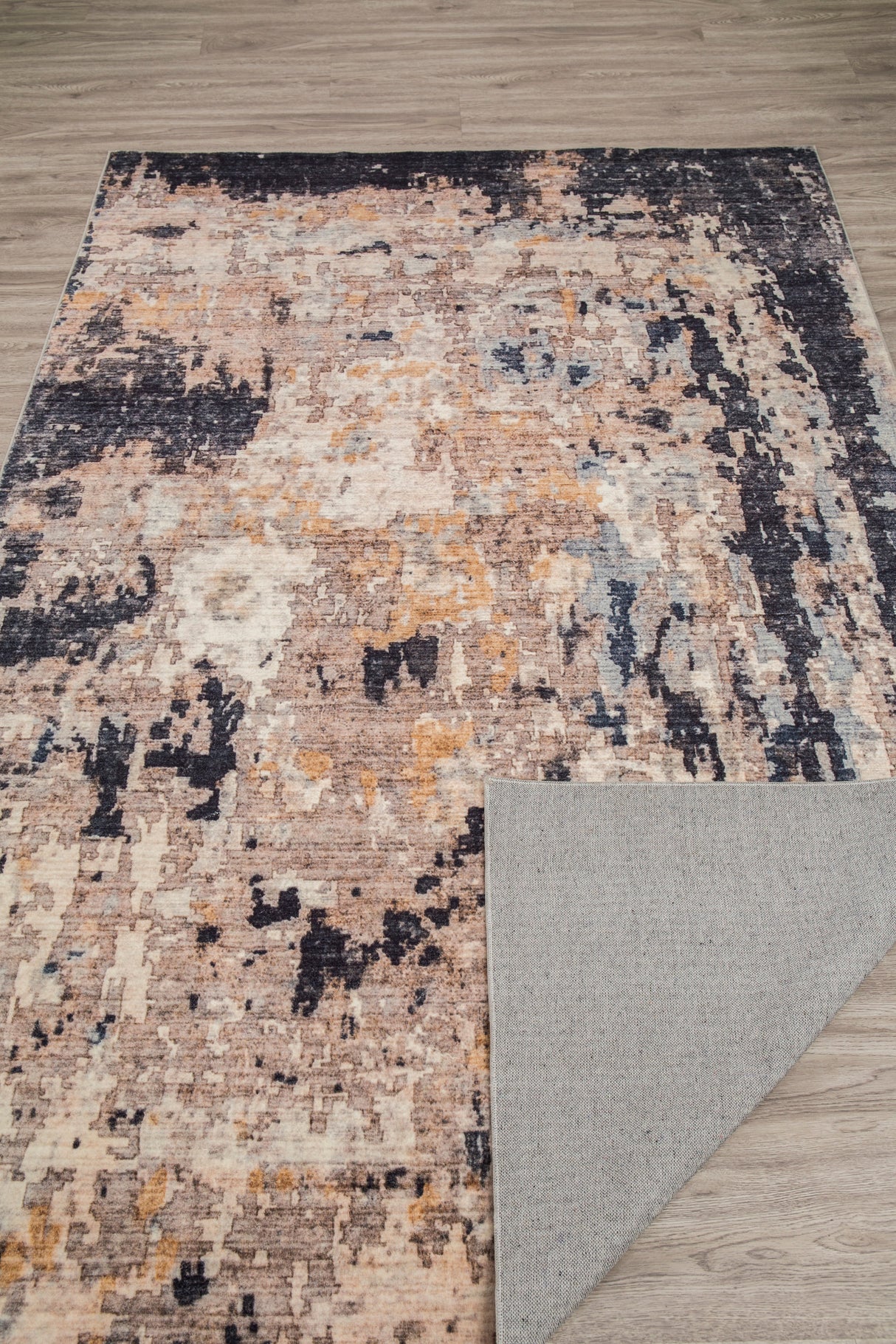 SHAH-24 Polyester Fabric - Foldable Anti-Slip Area Rug, 5' X 8', 8' X 11' (1 Piece)