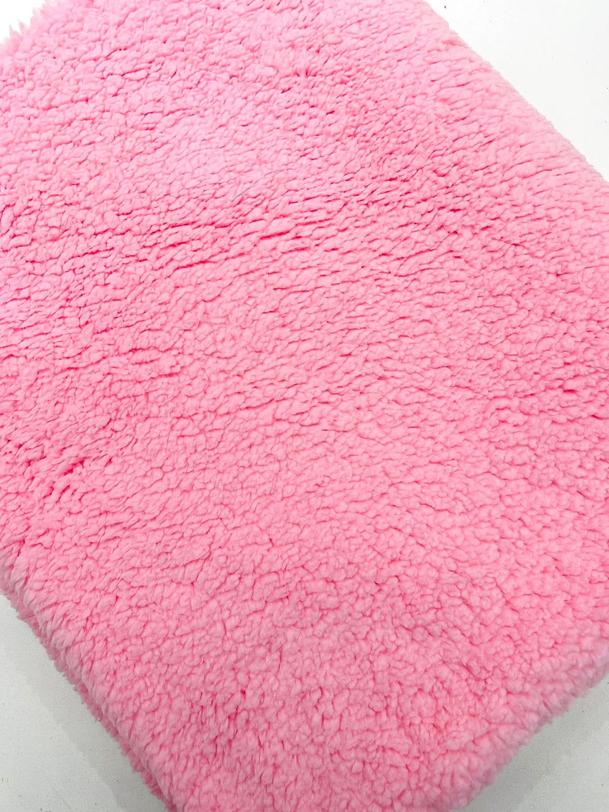 Sherpa Faux Fur Fleece Polyester Fabric - 58" Width, 15% Vertical Stretch, 280 GSM, Abrasion Resistant (1 Yard)