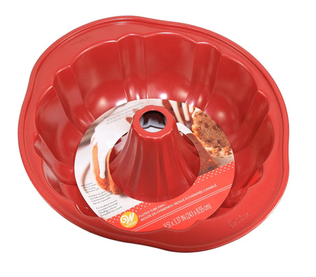 Wilton Non-Stick Fluted Tube Pan – 9.25 Inch Red