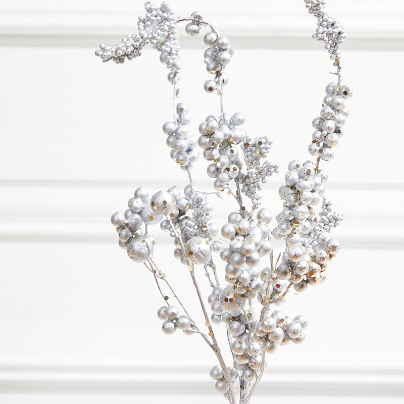 18” Silver Platinum Dew Berry Christmas Spray