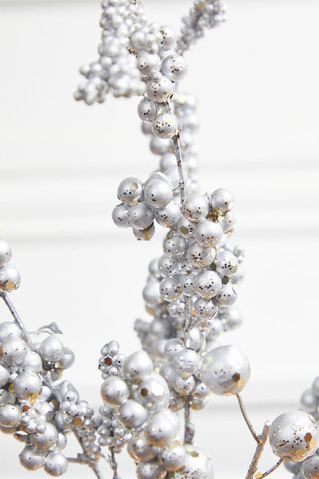 18” Silver Platinum Dew Berry Christmas Spray