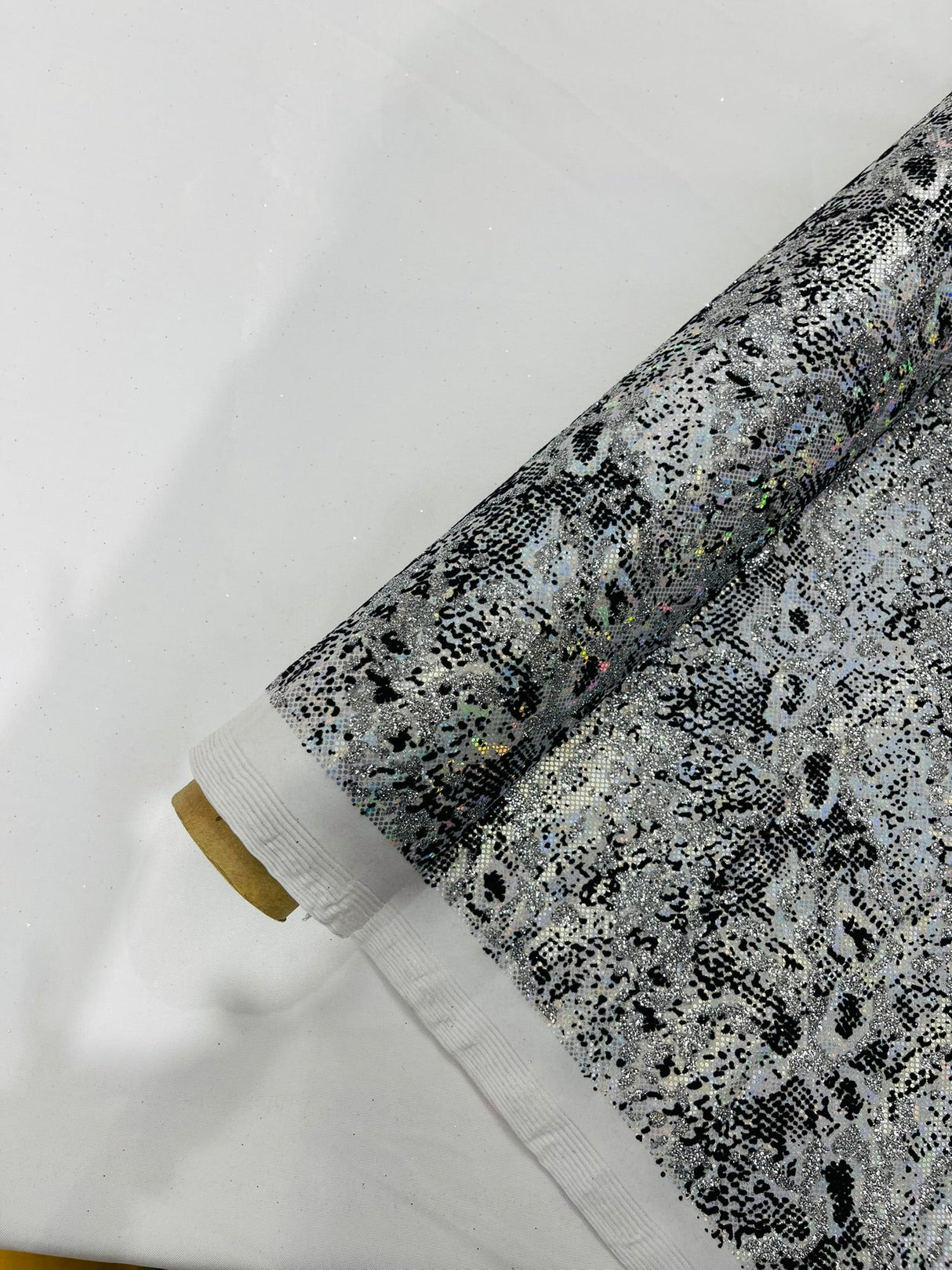 Snake Design Shattered Glass Nylon Spandex Fabric - Snake Design Shattered Glass, 4-Way Stretch, Medium Weight (1 Yard)