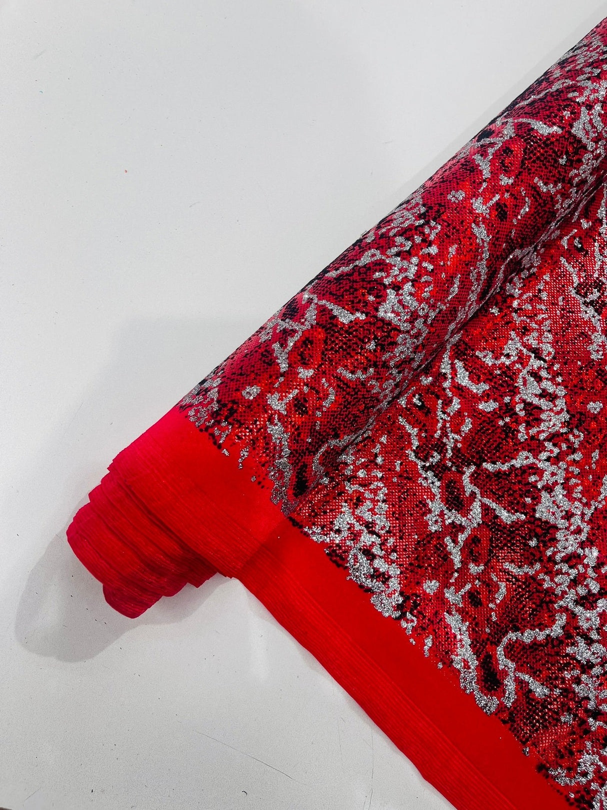 Snake Design Shattered Glass Nylon Spandex Fabric - Snake Design Shattered Glass, 4-Way Stretch, Medium Weight (1 Yard)