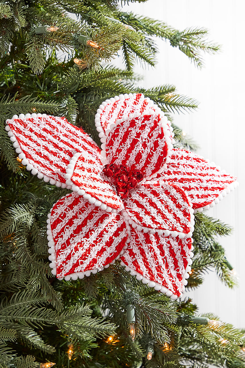 22" Red and White with Cotton Ball Edge Stem